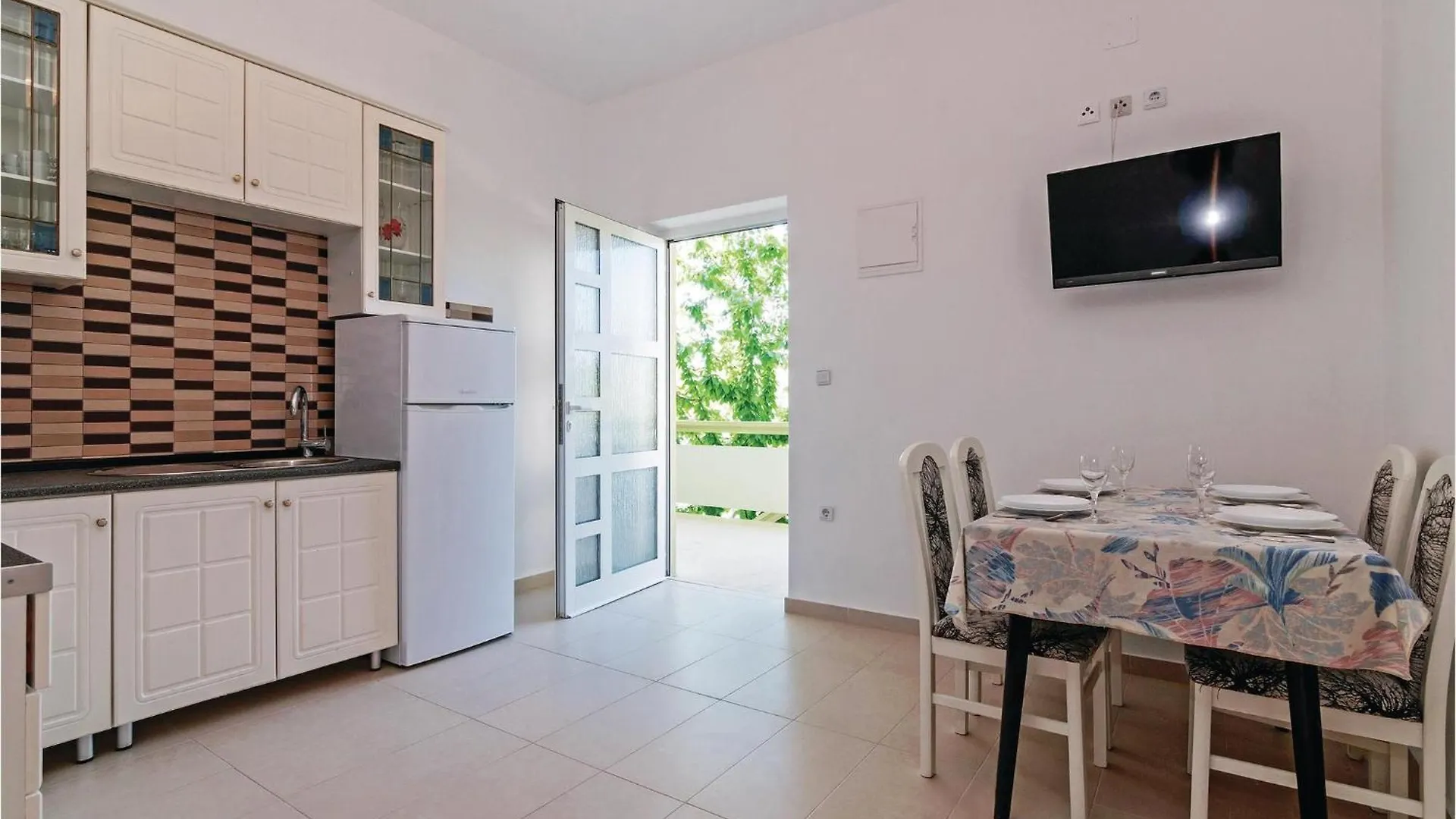 Cozy Apartment In Ribnica-Krusevo With Kitchen Anic Croatia